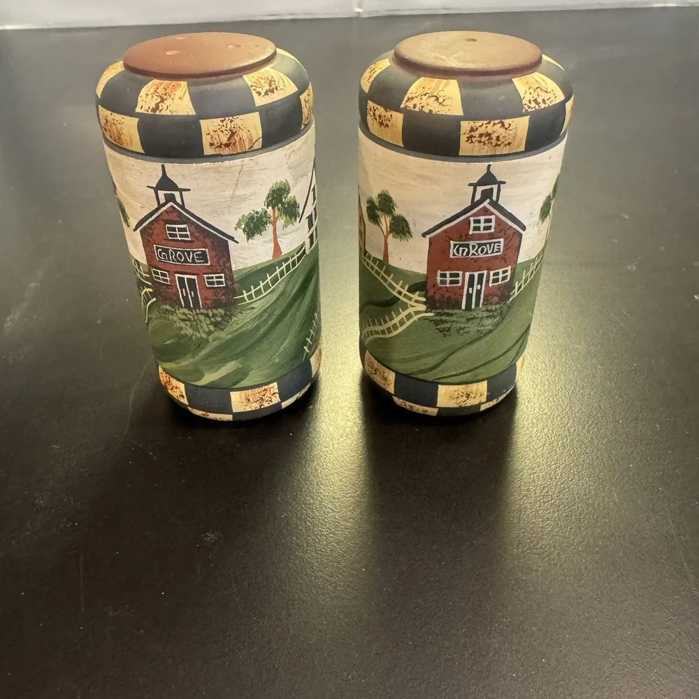 Wooden Salt & Pepper Shakers Set Park Designs Folk Art‎ House Primitive